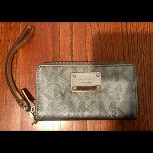 Silver Michael Kors Wallet/Wristlet